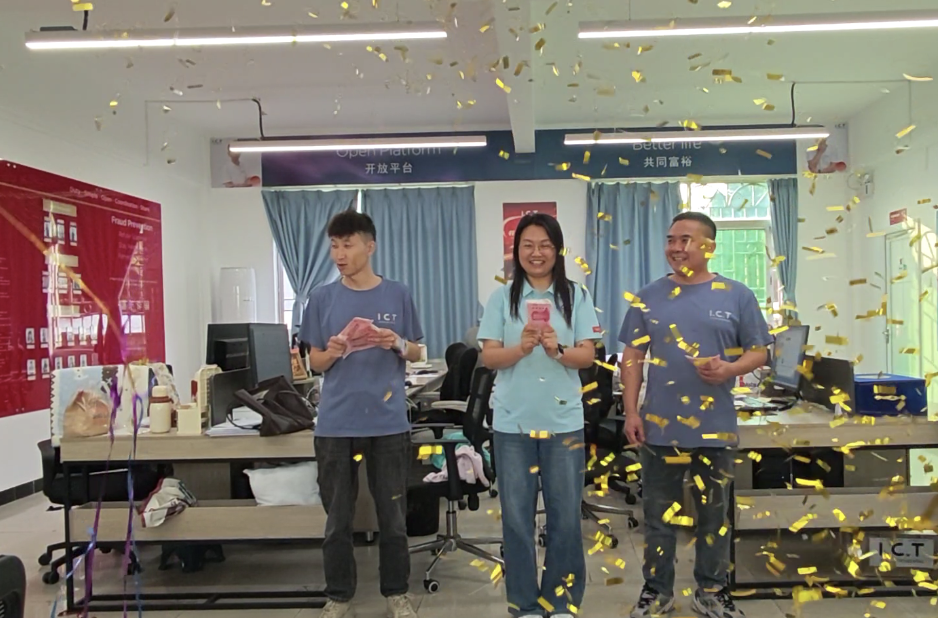 Stroj ICT SMT - veliko naročilo