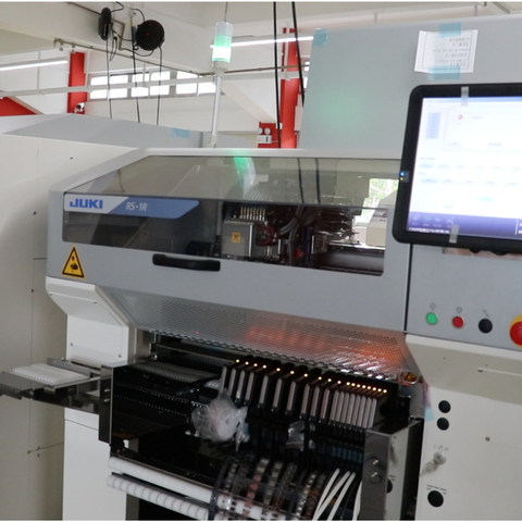 IKT | JUKI visokokakovostna linija strojev za streljanje SMD čipov SMT Pick and Place z 8 šobami
