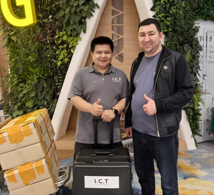 Inženir IKT prispe v Uzbekistan za namestitev proizvodne linije SMT