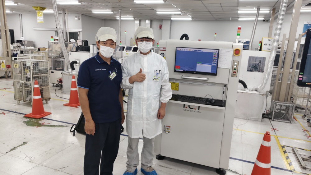 Globalna tehnična podpora IKT za stroj za lasersko označevanje na Tajskem.jpg