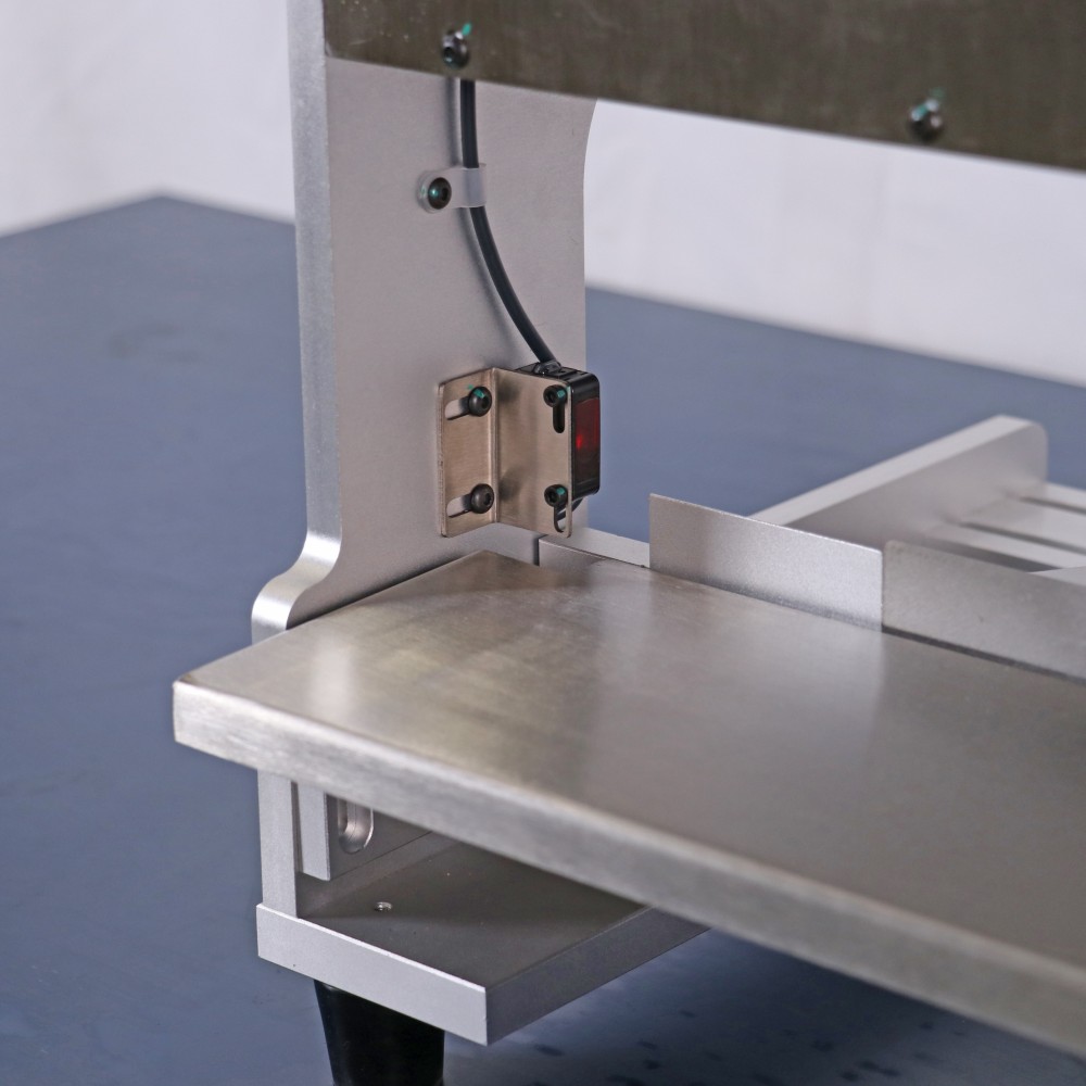 ICT-100A | Namizni model usmerjevalnika PCBA 