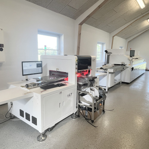 IKT | Visokohitrostna proizvodna linija JUKI SMT SMD