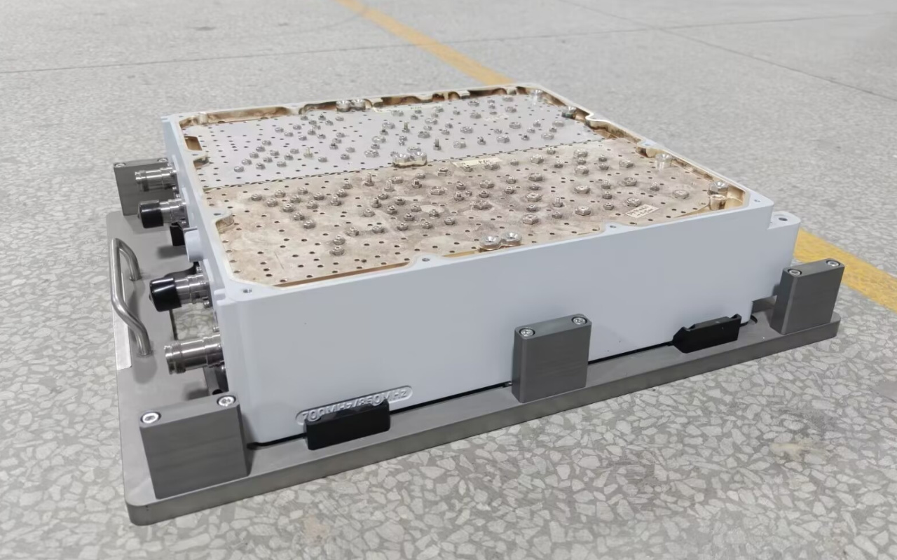 7.2 Projekt kovinskega votlinskega filtra bazne postaje 5G