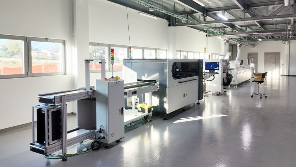 Proizvodna linija ICT LED trakov v Italiji 02.jpg