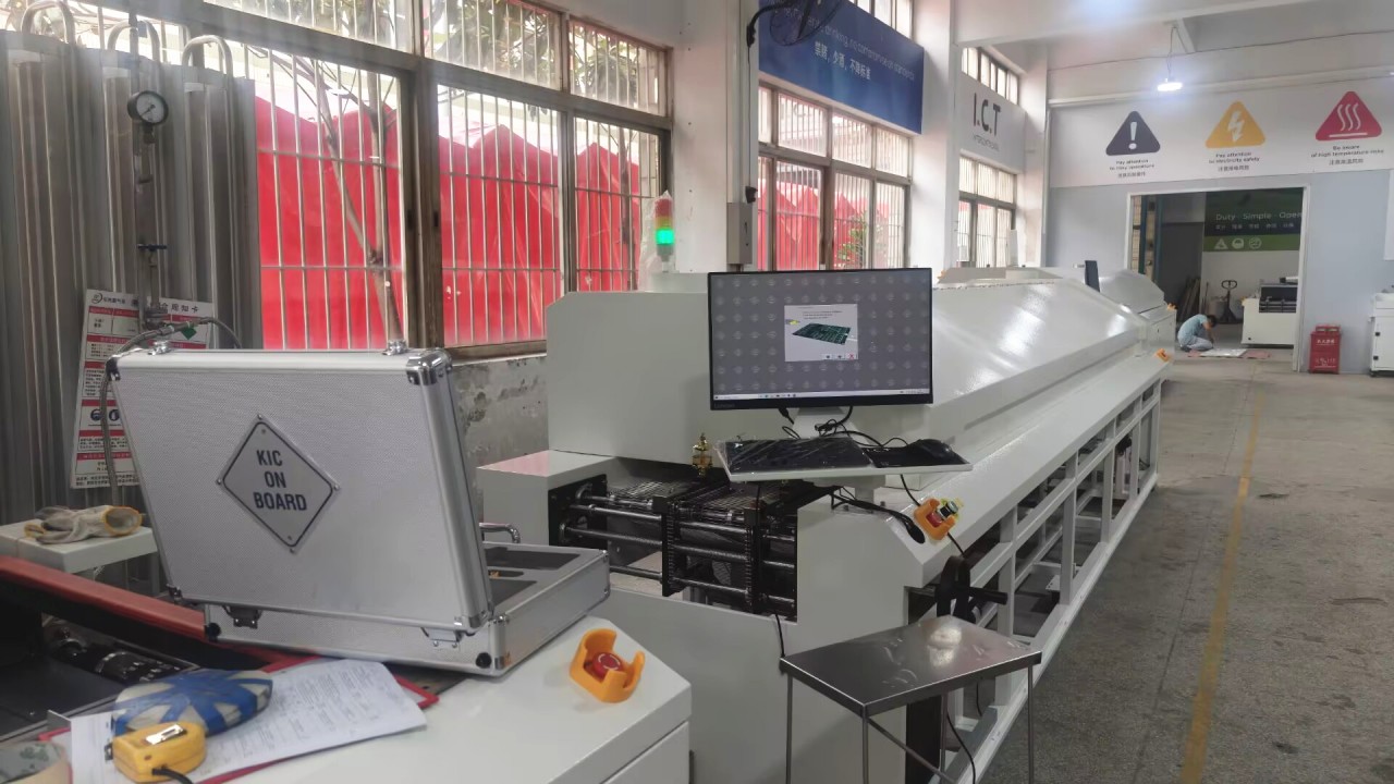 Vsaka enota je podvržena strogemu testiranju temperaturne krivulje 02.jpg